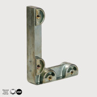 USM Haller, Klapptür Halterwinkel