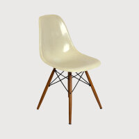 "Eames Molded Fiberglass Chair", Glasfaser