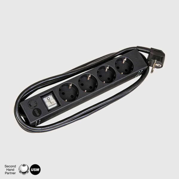 USM 4er Schutzkontakt-Steckdosenleiste, Kabel 2,5  m, mit Schalter